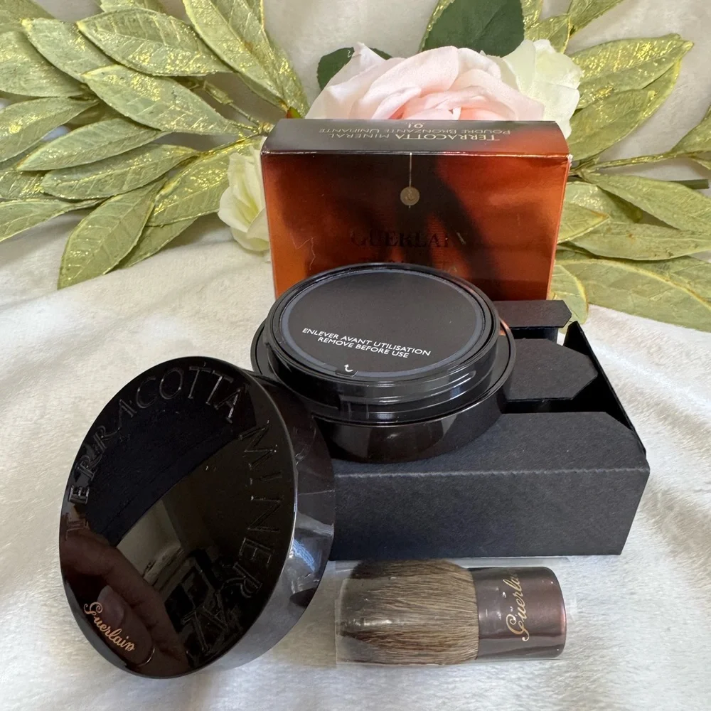 Guerlain TERRACOTTA MINERAL POUDRE BRONZANTE UNIFIANTE COLOR 01 LIGHT